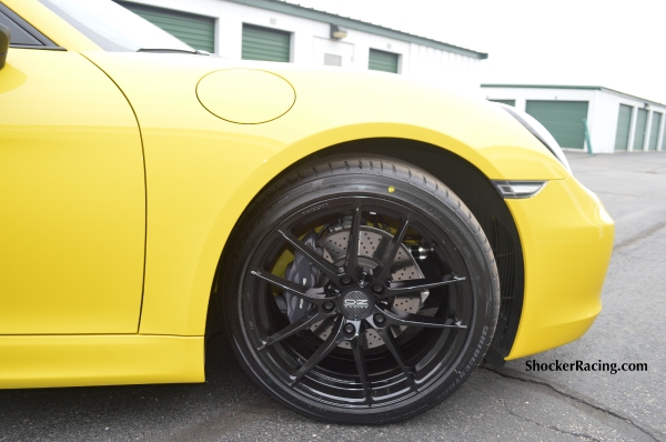 Racing Yellow Porsche Cayman 981 with O.Z. Leggera HLT's_4
