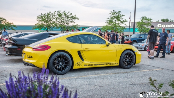 Racing Yellow Porsche Cayman 981 photos by Eric Vogel_1