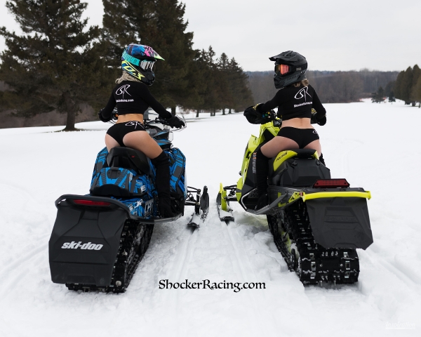 Lam and Courtney Lynn Shoot 2 for ShockerRacing Girls_1