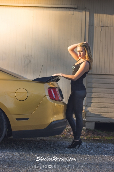Morgan Kitzmiller photoshoot with Isaac Reber's Mustang_9