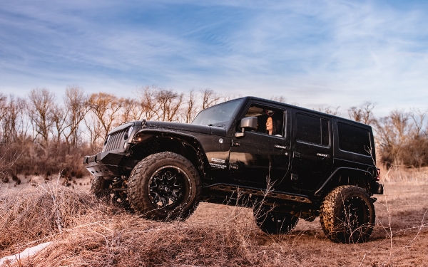 Jeep Girls - Kim, Kelsey Jackson, and Cora Nakos