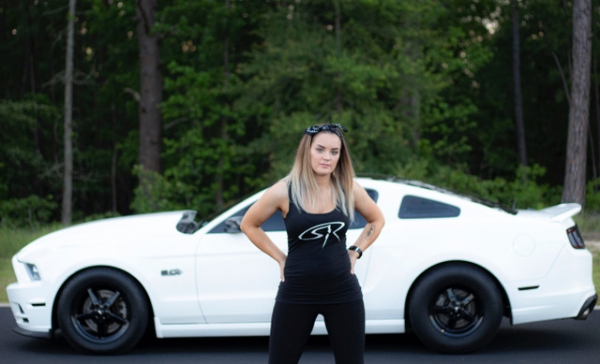 Laura Russell joins the ShockerRacing Girls_5