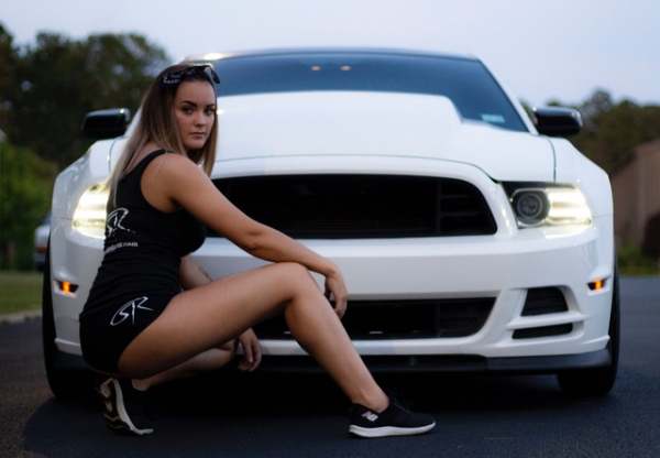 Laura Russell joins the ShockerRacing Girls_1