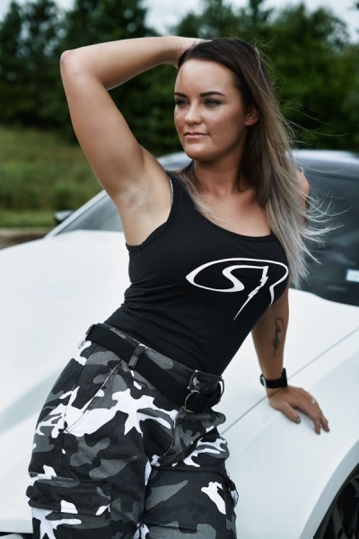 Laura Russell joins the ShockerRacing Girls_8